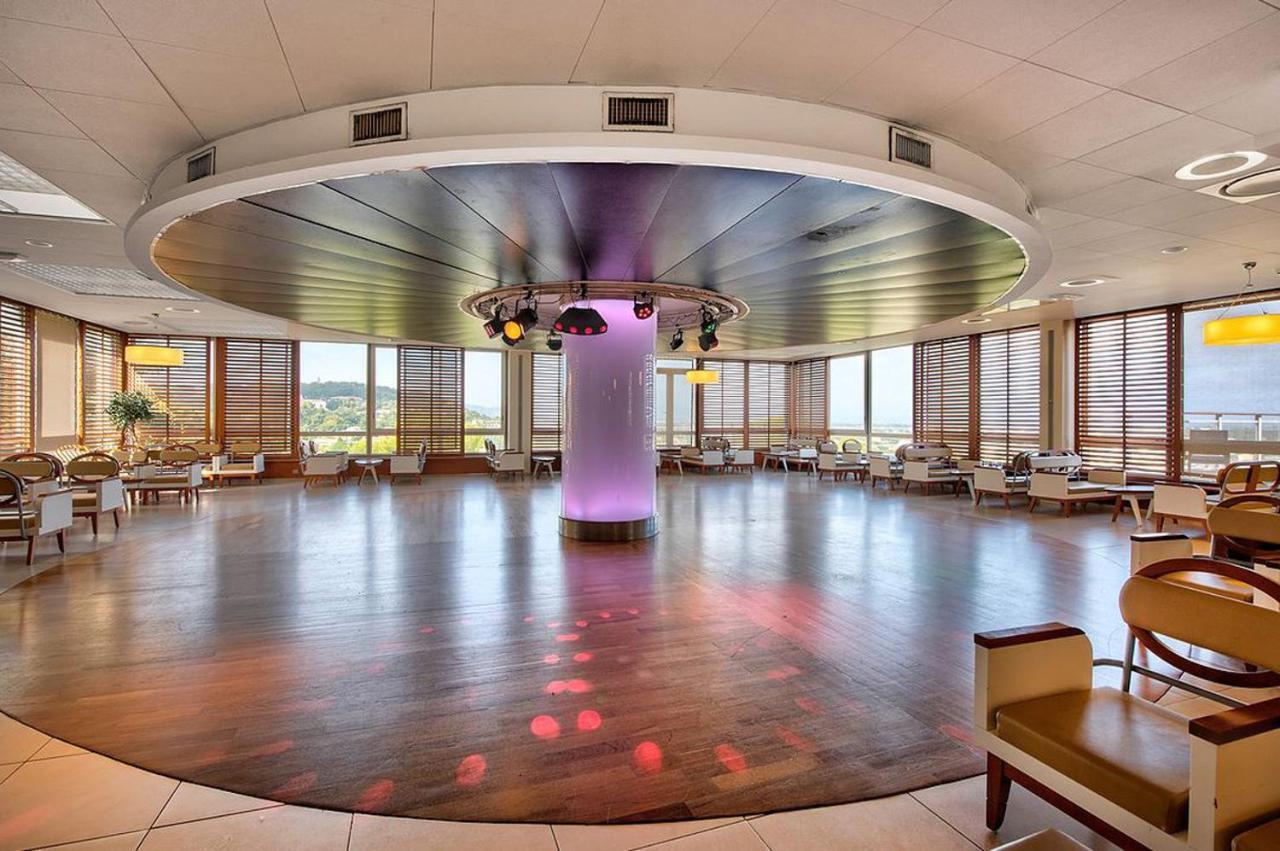 Hotel Club La Font Des Horts อิแยร์ ภายนอก รูปภาพ