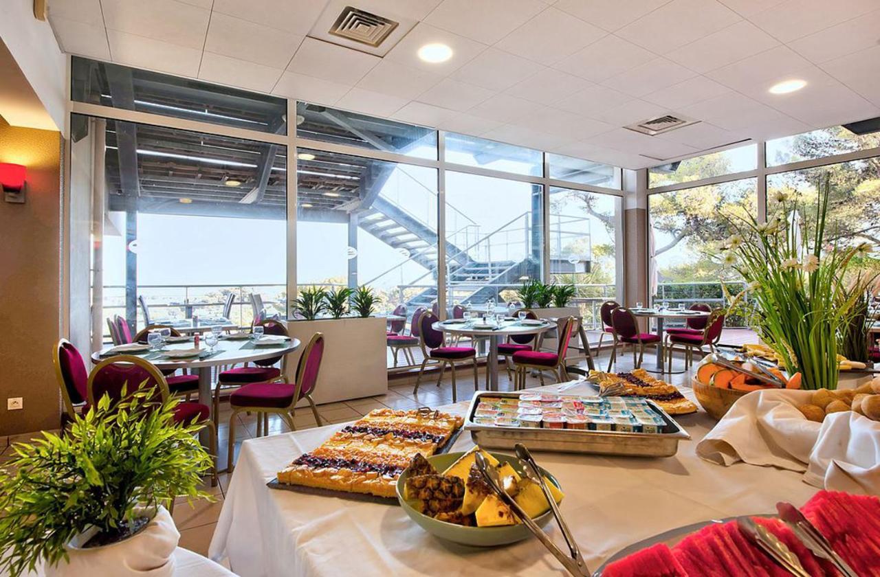 Hotel Club La Font Des Horts อิแยร์ ภายนอก รูปภาพ